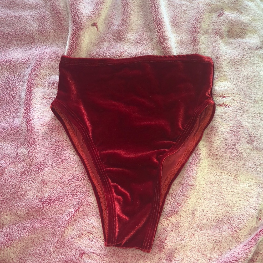 Red Velvet Bottoms